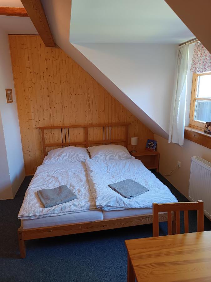 Apartmany V Zahrade Mladé Buky Exterior photo